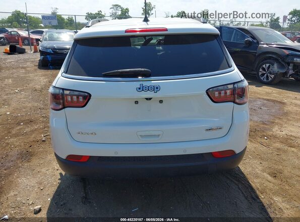3C4NJDFB8NT126054 2022 JEEP COMPASS White 