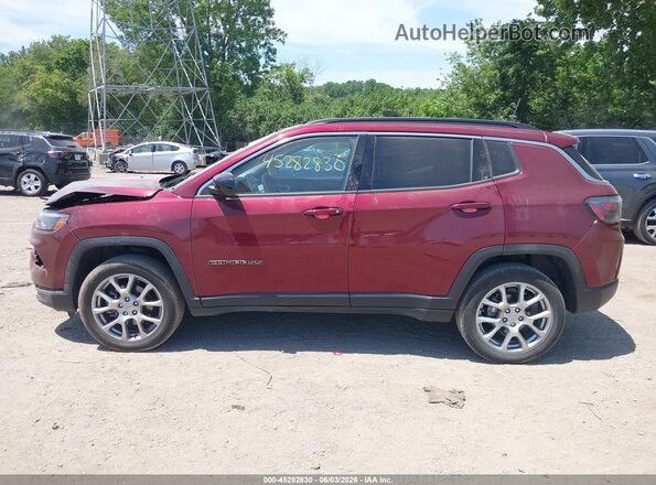 3C4NJDFB9NT172413 2022 JEEP COMPASS Maroon 360 interior view