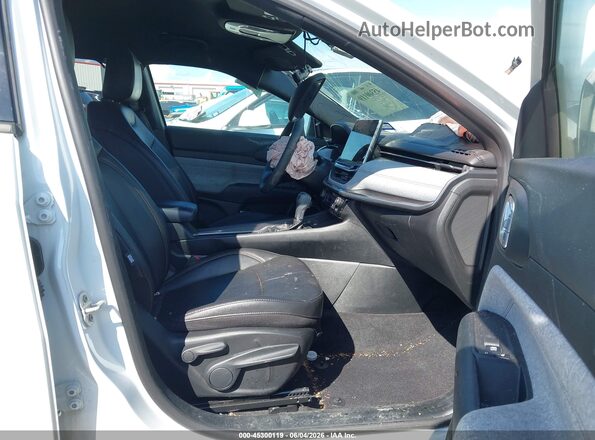 3C4NJDFN1RT591050 2024 JEEP COMPASS White Vista interior delantera
