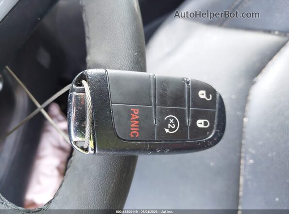 3C4NJDFN1RT591050 2024 JEEP COMPASS White Vista del salpicadero