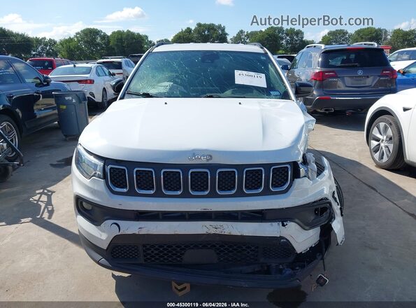 3C4NJDFN1RT591050 2024 JEEP COMPASS White Vista interior trasera