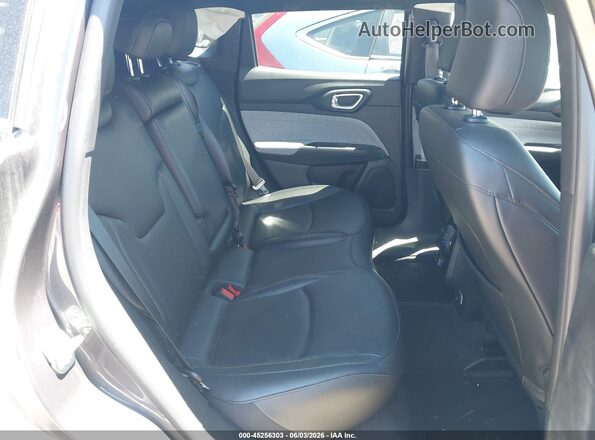 3C4NJDFN4RT120087 2024 JEEP COMPASS Gray Vista de la etiqueta del VIN