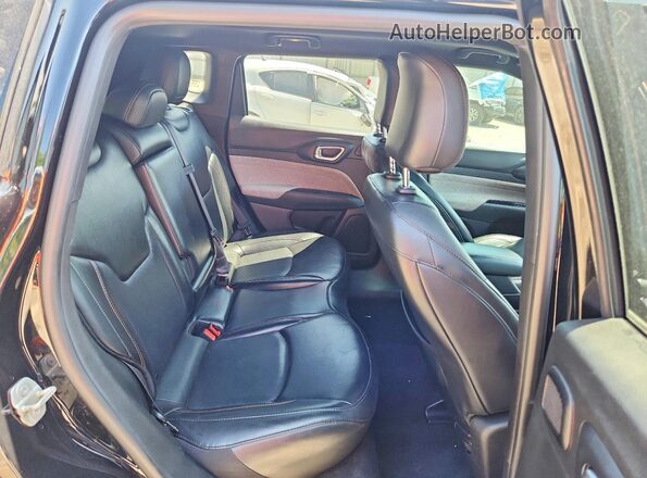 3C4NJDFN5PT558257 2023 JEEP COMPASS Черный Вид задних сидений