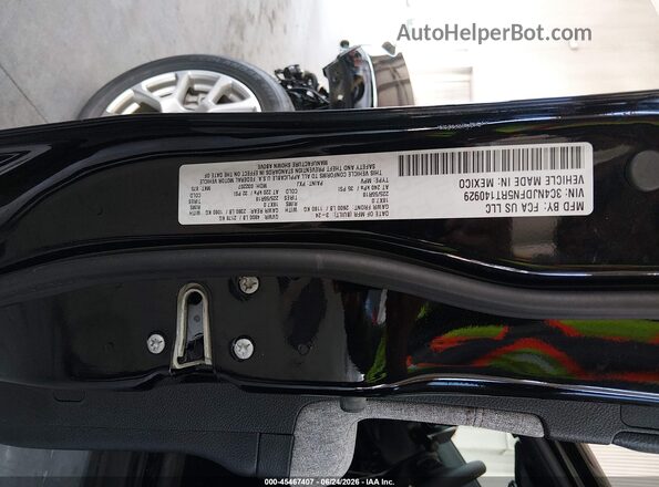 3C4NJDFN5RT140929 2024 JEEP COMPASS Black Widok komory silnika