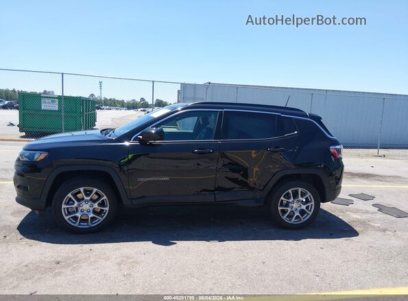 3C4NJDFN6RT135139 2024 JEEP COMPASS Black Vista interior de 360 grados