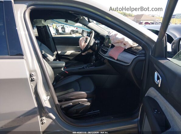 3C4NJDFN8RT591255 2024 JEEP COMPASS Gray Front interior view