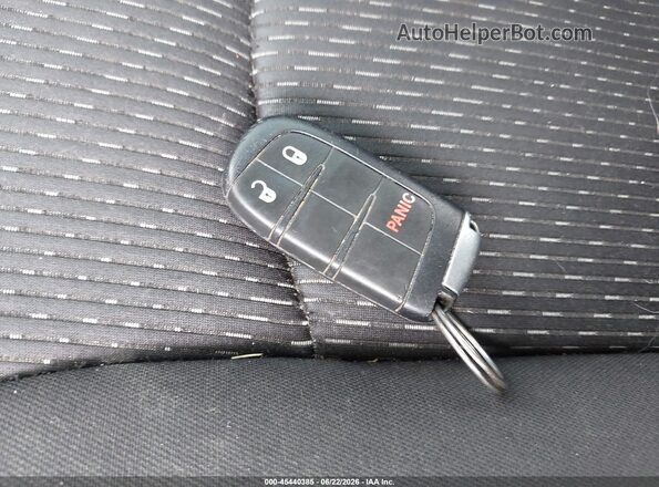 3C4PDCAB2JT275345 2018 DODGE JOURNEY Silver Вид панелі приладів