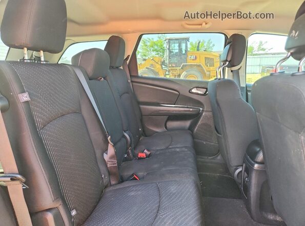 3C4PDCAB6JT236063 2018 DODGE JOURNEY Silver Rear interior view