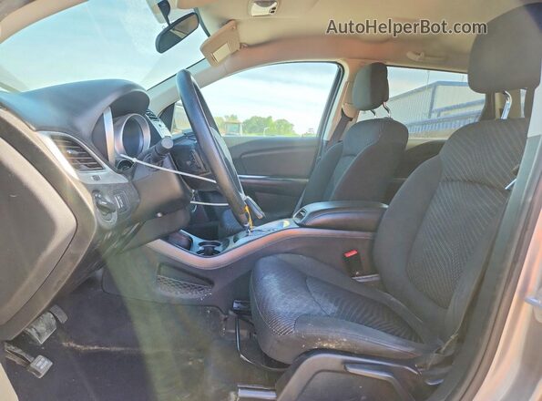 3C4PDCAB6JT236063 2018 DODGE JOURNEY Silver Front interior view