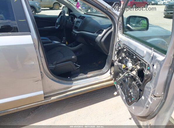 3C4PDCAB9JT535563 2018 DODGE JOURNEY Серебряный Вид салона спереди
