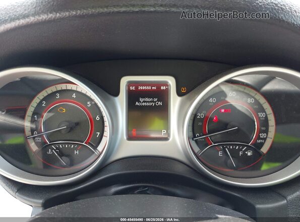 3C4PDCABXHT529653 2017 DODGE JOURNEY Red Widok tylnych siedzeń
