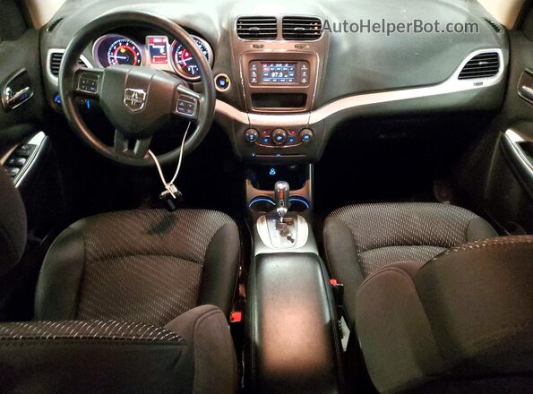 3C4PDCBG9HT537124 2017 DODGE JOURNEY Синий Вид панели приборов