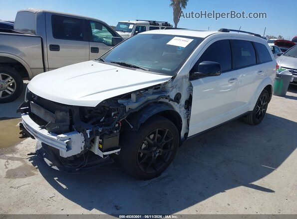 3C4PDCEG1HT561395 2017 DODGE JOURNEY White Front left