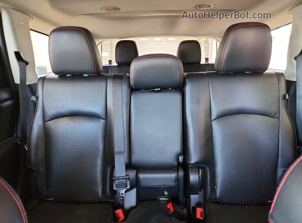 3C4PDCEG7JT253749 2018 DODGE JOURNEY Silver Հետևի նստատեղերի տեսք