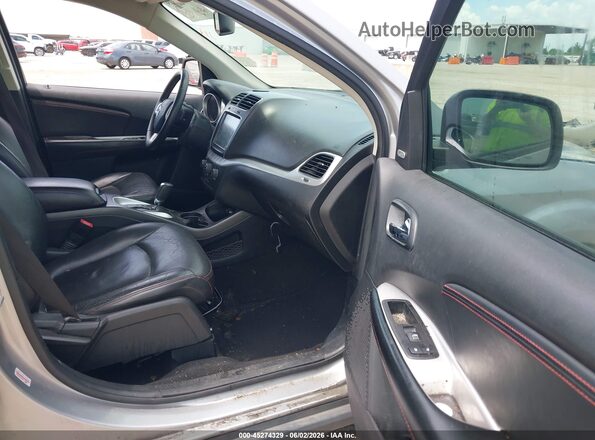 3C4PDCEG8JT158326 2018 DODGE JOURNEY Silver Front interior view