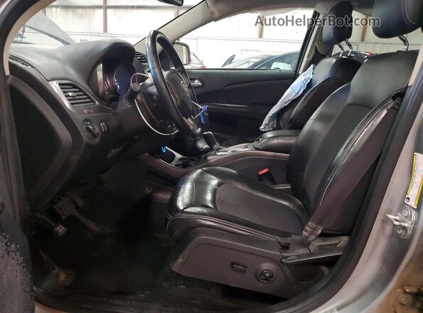 3C4PDCGG3HT613686 2017 DODGE JOURNEY Серебряный Вид салона спереди
