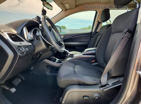 3C4PDDBG0GT150210 2016 DODGE JOURNEY Gray Вид салону спереду
