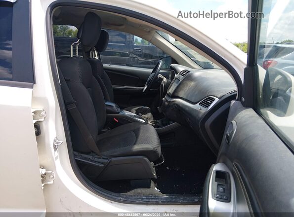 3C4PDDBG0JT477374 2018 DODGE JOURNEY Белый Вид салона спереди