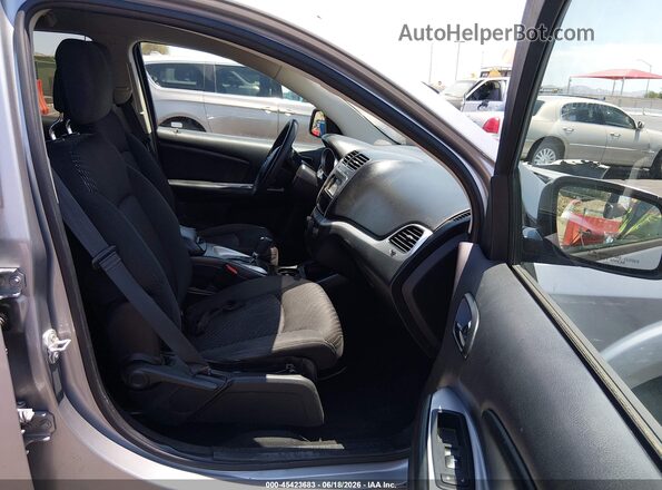 3C4PDDBG1HT513132 2017 DODGE JOURNEY Silver Widok wnętrza z przodu