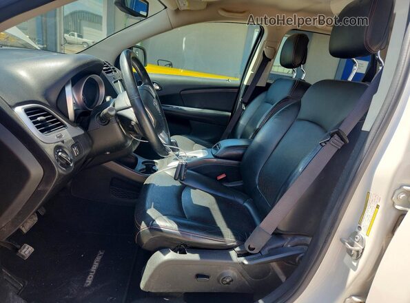 3C4PDDEG2HT608830 2017 DODGE JOURNEY Белый Вид салона спереди