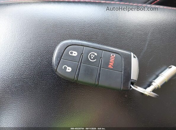 3C4PDDEG4KT708404 2019 DODGE JOURNEY Белый Вид панели приборов