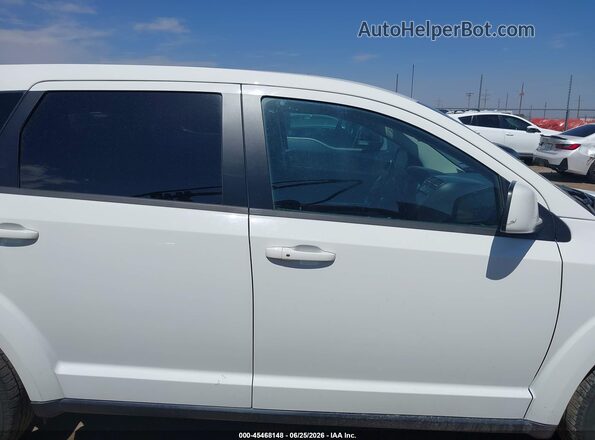 3C4PDDEGXGT250357 2016 DODGE JOURNEY White Вид задньої частини салону