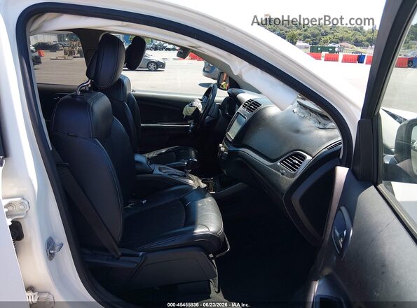 3C4PDDGG2KT860632 2019 DODGE JOURNEY White Front interior view