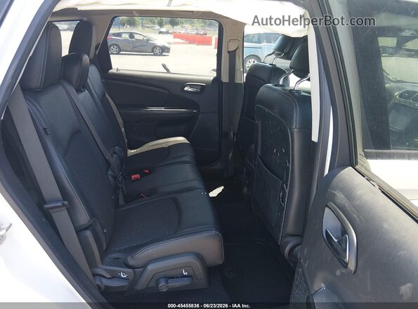 3C4PDDGG2KT860632 2019 DODGE JOURNEY White Rear seats view
