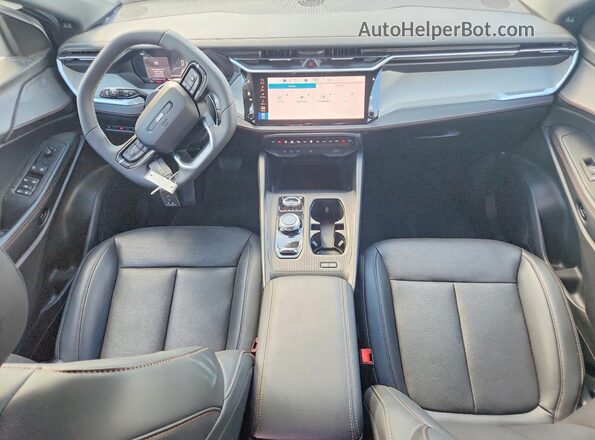 3C4PJMB20TT157312 2026 JEEP GRAND Белый Вид панели приборов