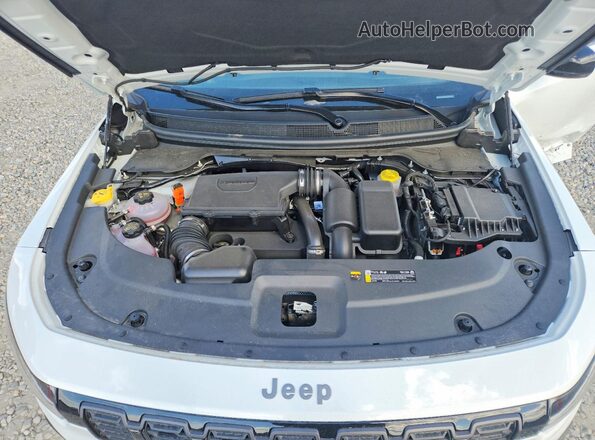 3C4PJMB20TT157312 2026 JEEP GRAND Белый Вид подкапотного пространства
