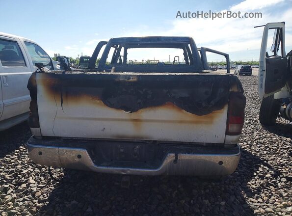3C63R3CL4GG327802 2016 RAM 3500 Burn Rear view