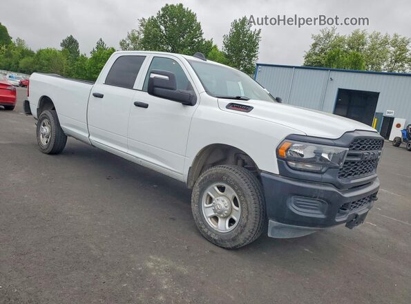 3C63R3GJ1RG245666 2024 RAM 3500 White Front right