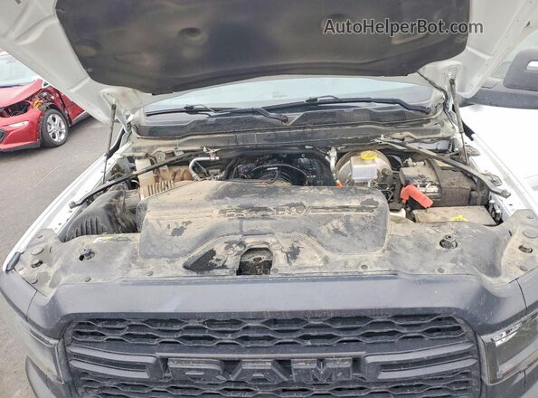 3C63R3GJ1RG245666 2024 RAM 3500 White Rear interior view