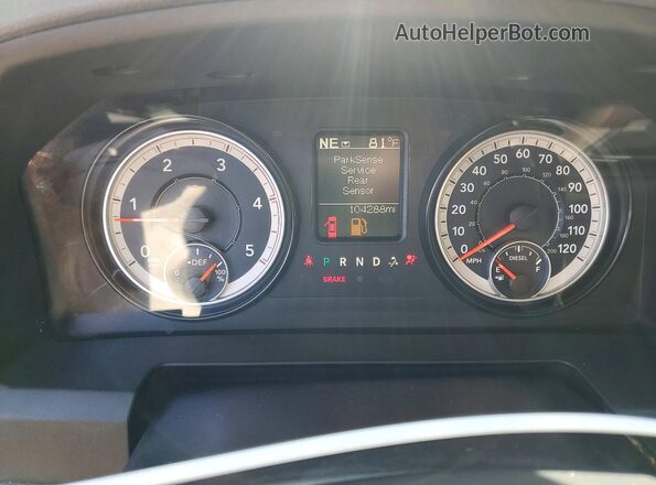 3C63R3HL8GG164869 2016 RAM 3500 White Вид щитка приладів