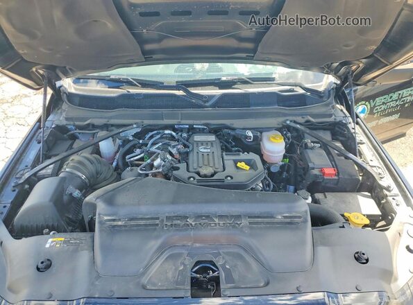 3C63R3JLXTG167065 2026 RAM 3500 Black Widok wnętrza z tyłu