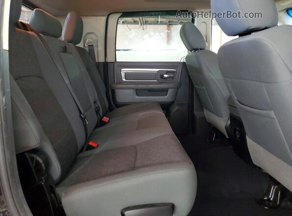3C63R3LL8JG199636 2018 RAM 3500 Black Rear seats view