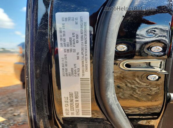 3C63R3RL9NG135957 2022 RAM 3500 Black Շարժիչի բաժամունքի տեսք