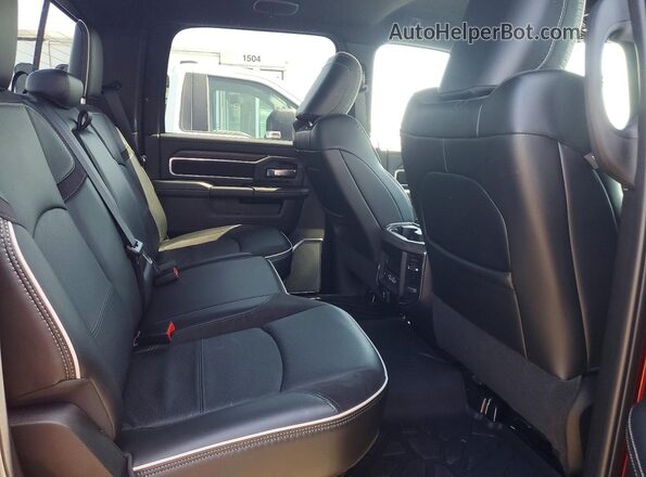 3C63R5FL0TG230596 2026 RAM 2500 Red უკანა სავარძლების ხედი