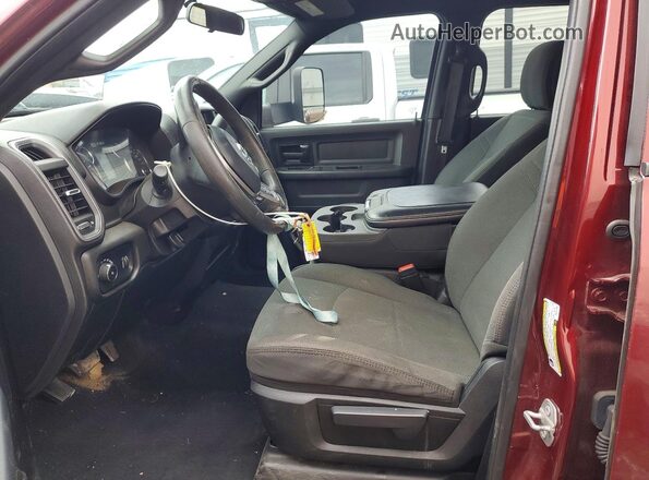 3C63RRGL8MG570196 2021 RAM 3500 Red Widok wnętrza z przodu