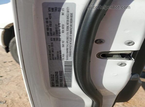3C63RRJL8LG291435 2020 RAM 3500 White Engine compartment view