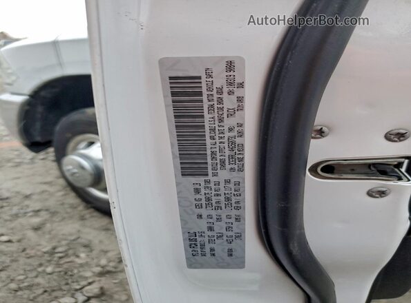 3C63RRLL4HG560731 2017 RAM 3500 White Vista del compartimento del motor