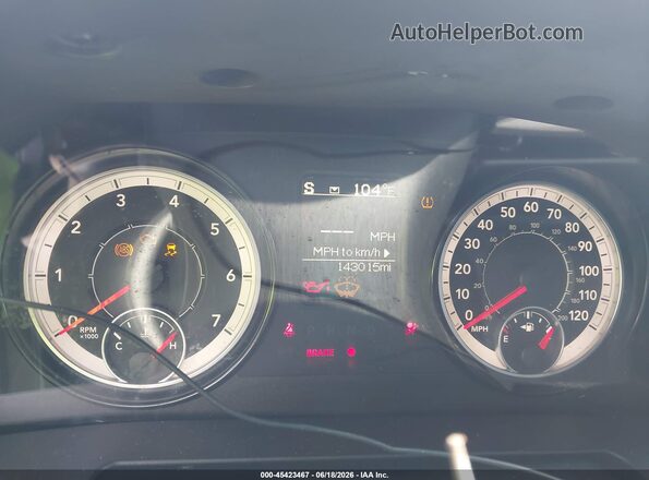 3C6JR6AT5HG745864 2017 RAM 1500 Черный Вид задних сидений