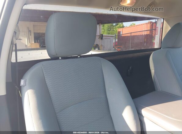 3C6JR6DG0KG503960 2019 RAM 1500 CLASSIC White VIN կոդի պիտակի տեսք