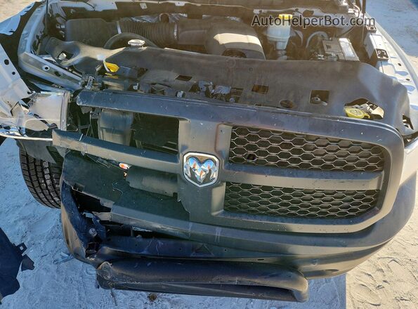 3C6JR6DG9HG654675 2017 RAM 1500 White 