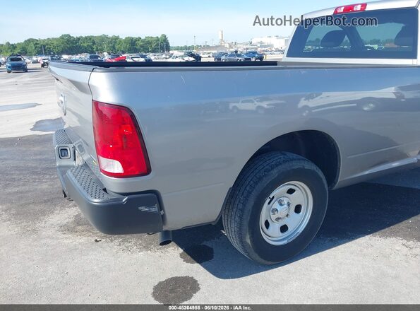 3C6JR6DG9KG584375 2019 RAM 1500 CLASSIC Silver Вид спереду