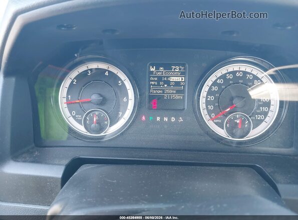 3C6JR6DG9KG584375 2019 RAM 1500 CLASSIC Silver Вид задніх сидінь