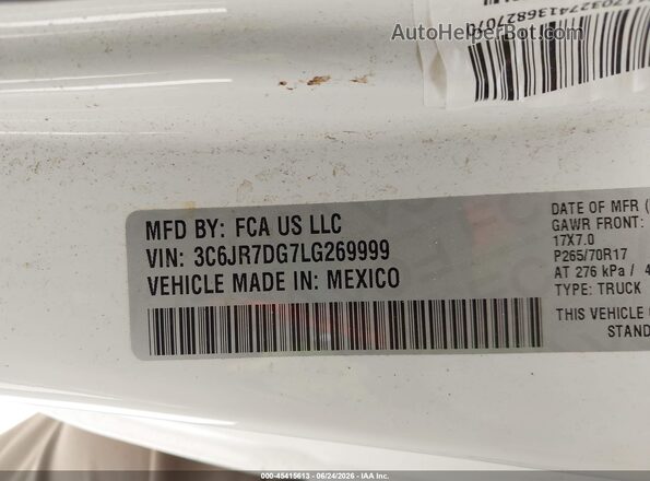 3C6JR7DG7LG269999 2020 RAM 1500 CLASSIC White Widok komory silnika