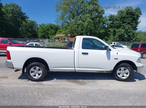 3C6JR7DT4KG646901 2019 RAM 1500 CLASSIC White Rear interior view