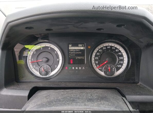 3C6LR5AT3JG363597 2018 RAM 2500 Blue Vista de los asientos traseros