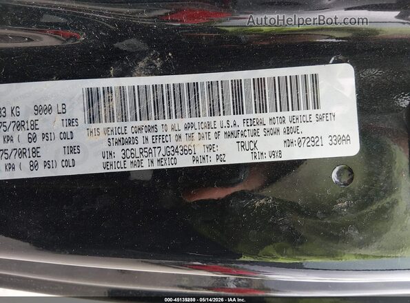 3C6LR5AT7JG343661 2018 RAM 2500 Black Vista del compartimento del motor